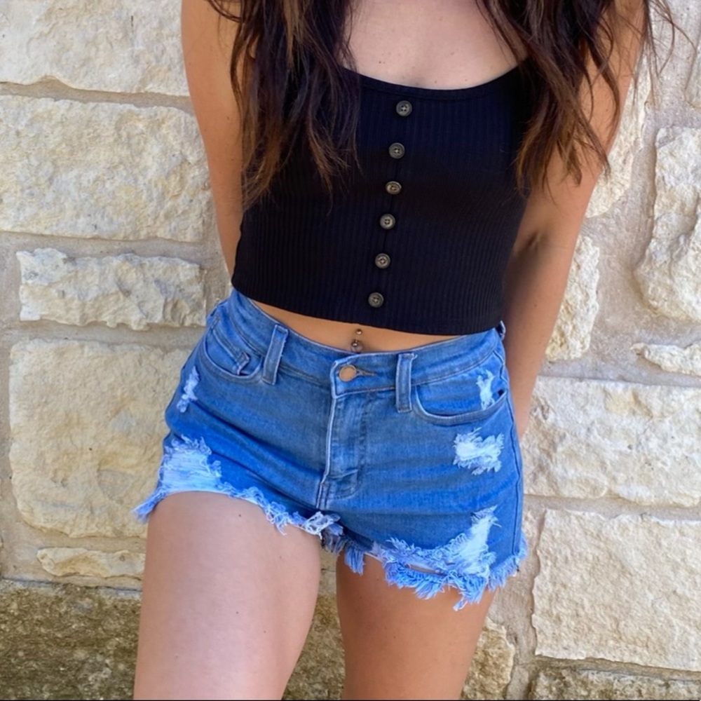 Vibrant distressed shorts